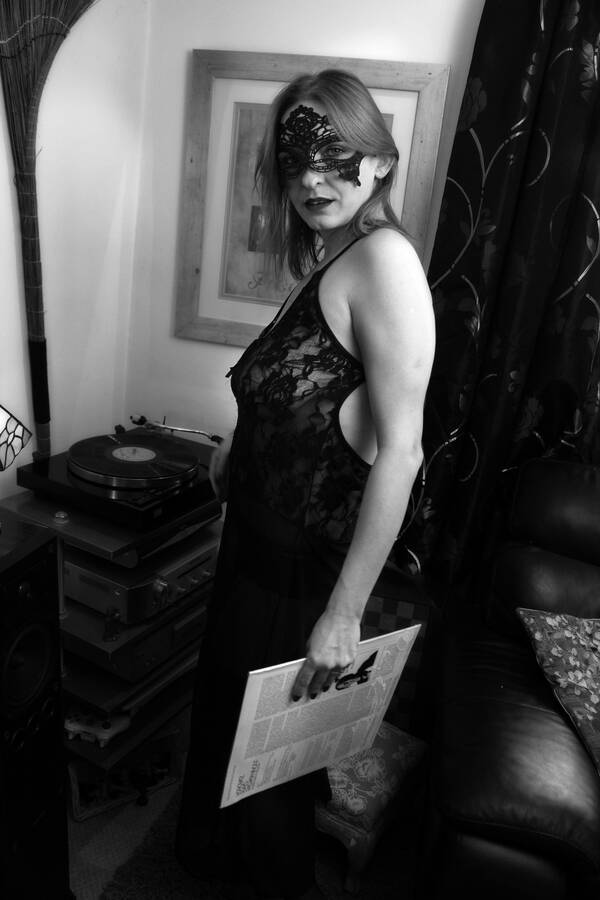 photographer Northern Views lingerie modelling photo with @LaurusNad