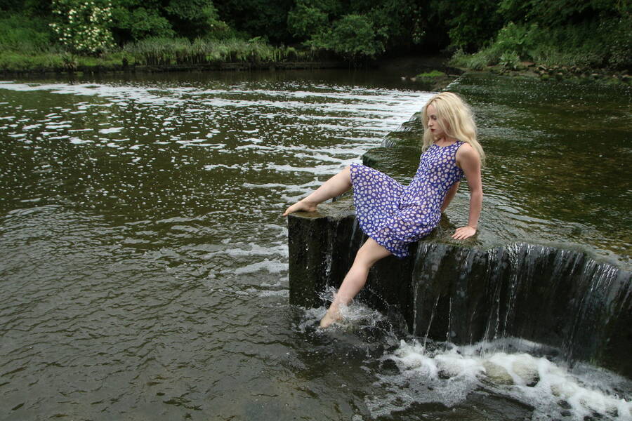 photographer multi tone acting modelling photo