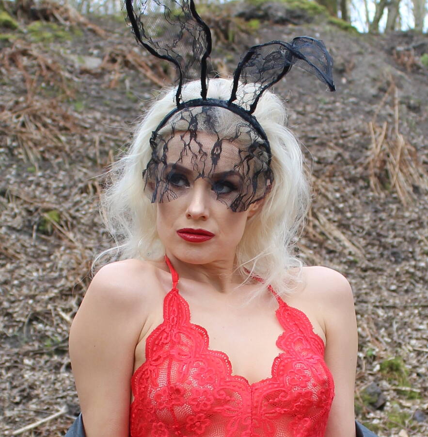 digital artist WiggliesDigitalServices alternativefashion modelling photo taken at @WiggliesDigitalServices taken by @wigglybeezersforeverandeverarts