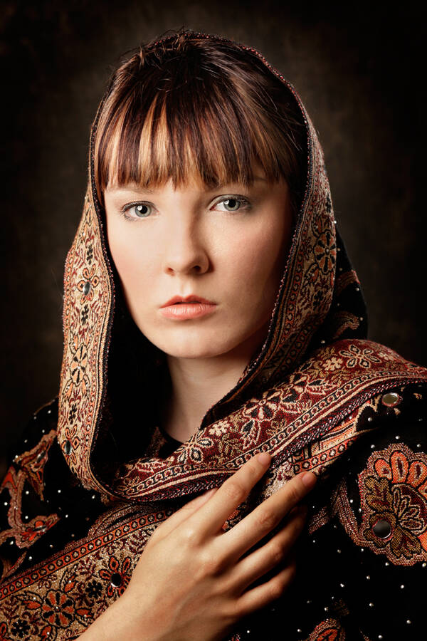 photographer Ray Barton portrait modelling photo with Not on MF