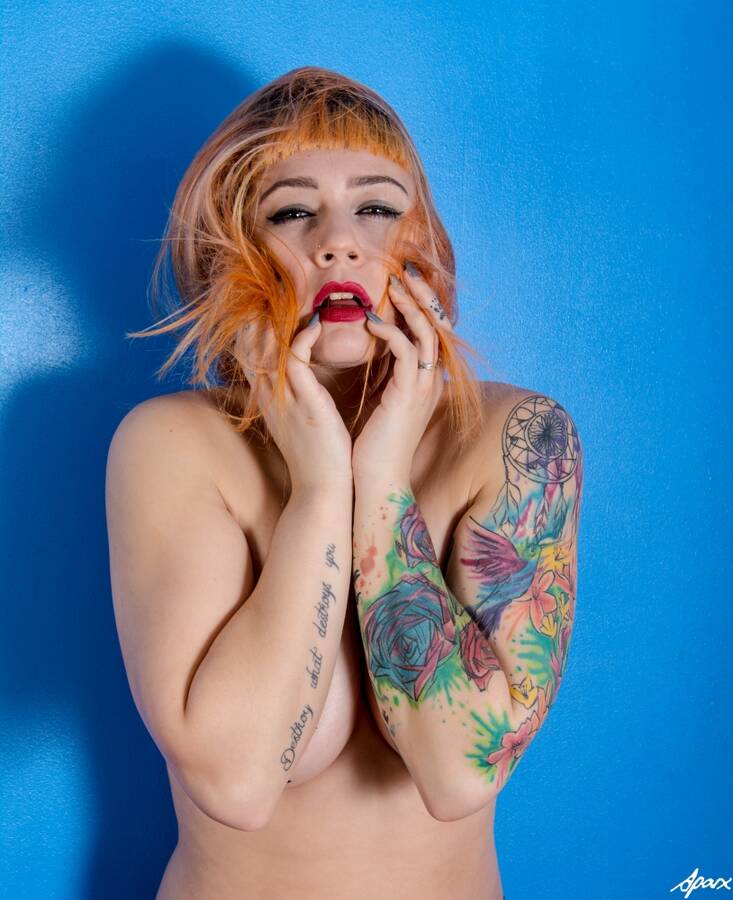 photographer SParx implied nude modelling photo