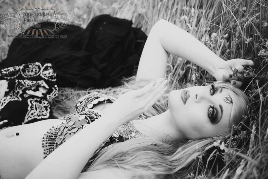 model Amber Skyline alternativefashion modelling photo