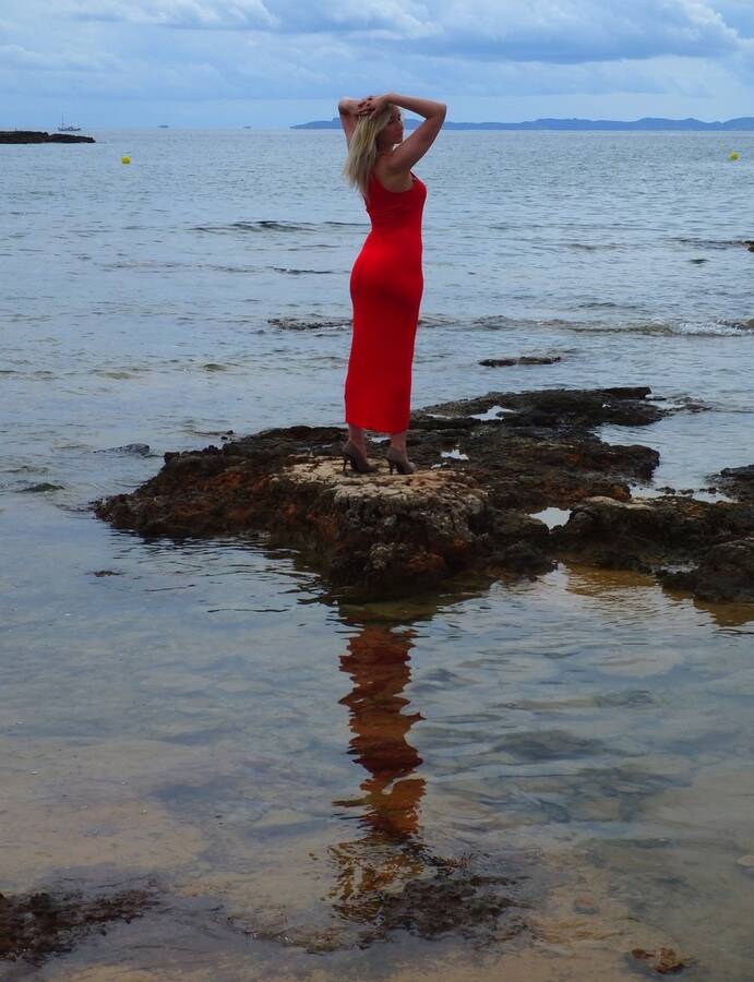 model Elle Mademoiselle fashion modelling photo taken at Majorca taken by @Steve2259