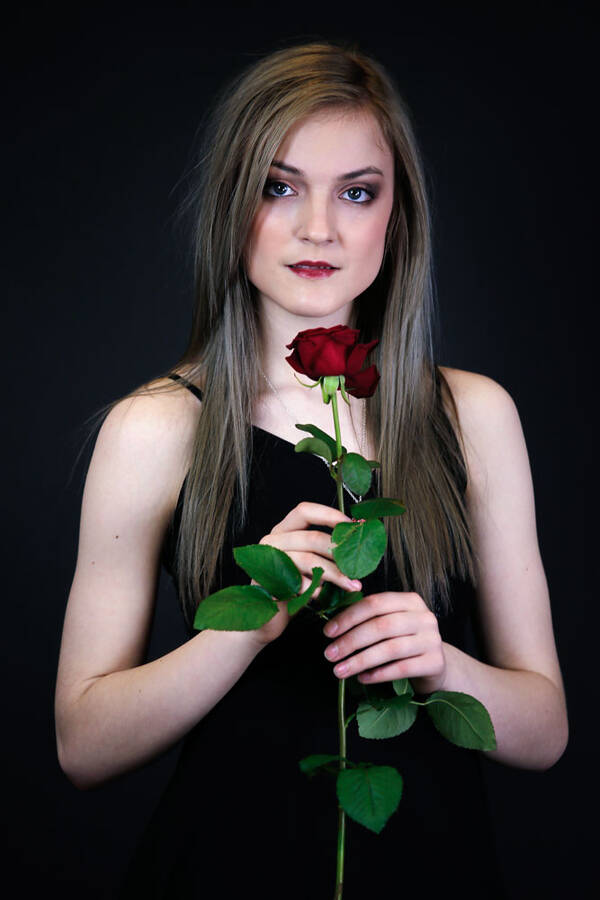 photographer PCD is Amcamman portrait modelling photo taken at Zan Studio Wigan with Sarah