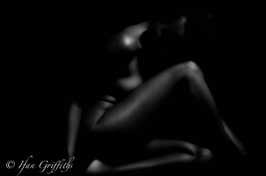 photographer Griff implied nude modelling photo with @Lenah