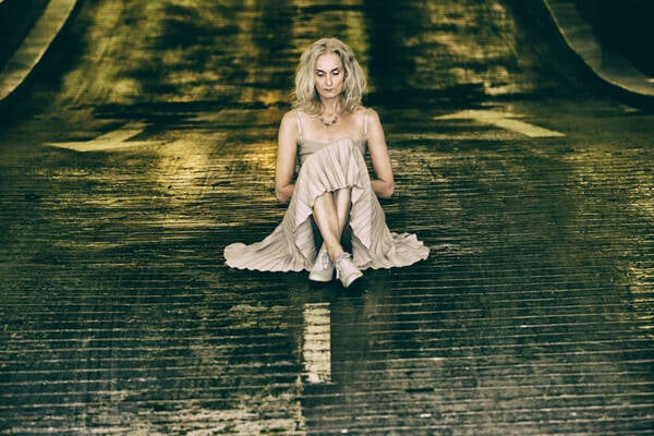 photographer Burntimage editorial modelling photo with Alice Kemble