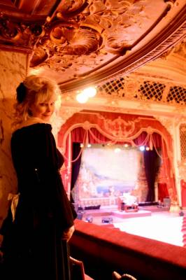photographer dellphotos theme modelling photo taken at Blackpool Tower Ball room with @KittyK