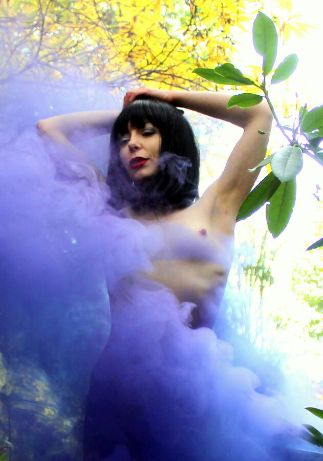 photographer wigglybeezersforeverandeverarts classic modelling photo with @Aurora+Violet