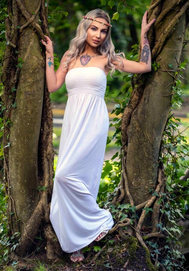 model PaulaLouiseStar fashion modelling photo taken at Crawfordsburn Bangor Co Down taken by @Paul2000ni