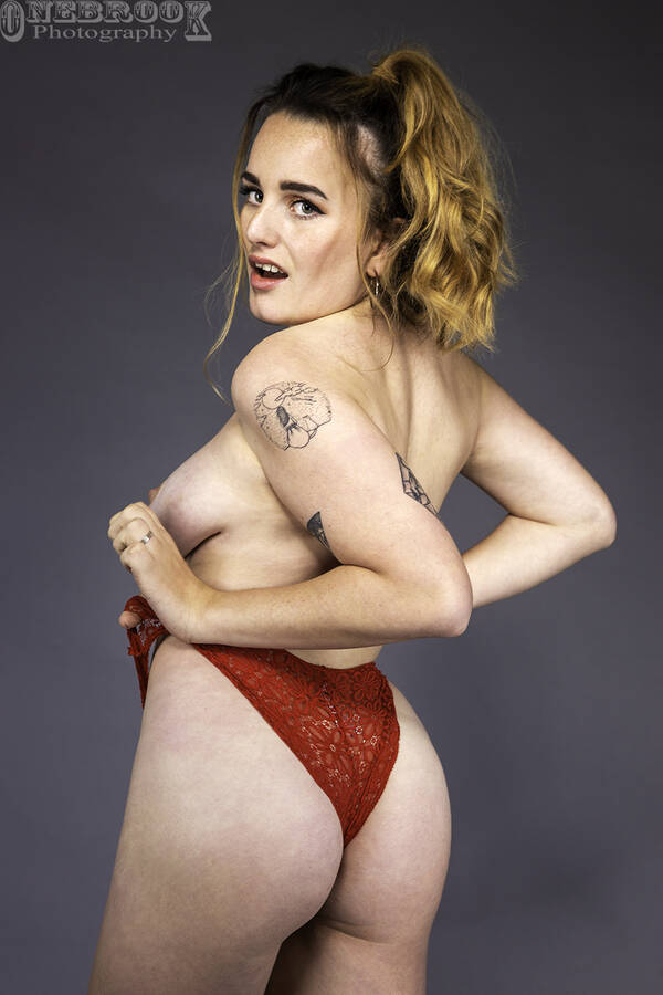photographer OnebrooK Photography lingerie modelling photo with @NovaEvelynne