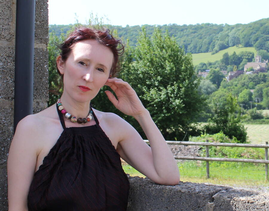 photographer wigglybeezersforeverandeverarts portrait modelling photo with @Eirwen_Kreed