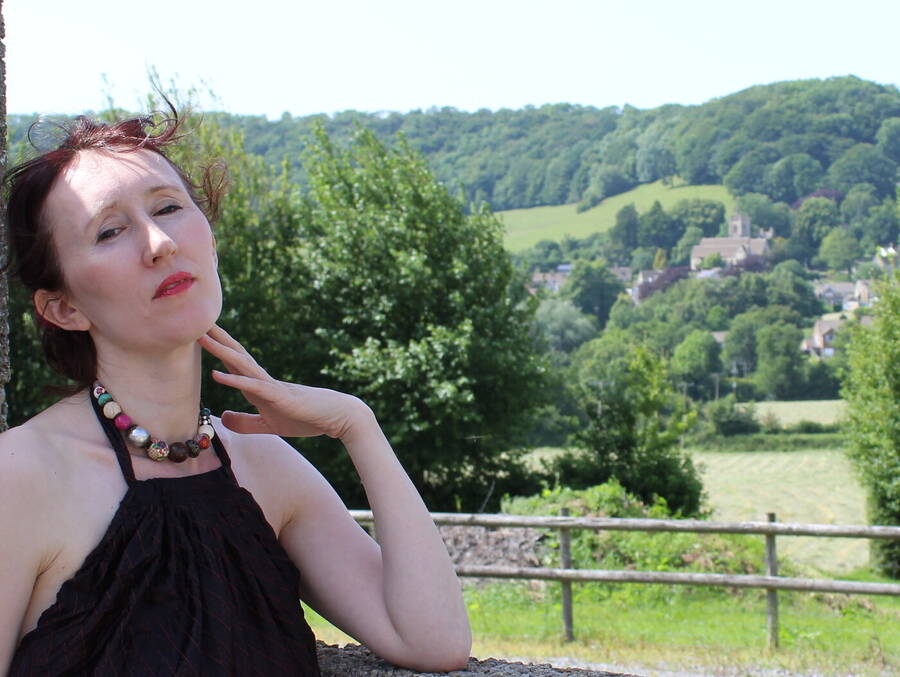 photographer wigglybeezersforeverandeverarts portrait modelling photo with @Eirwen_Kreed