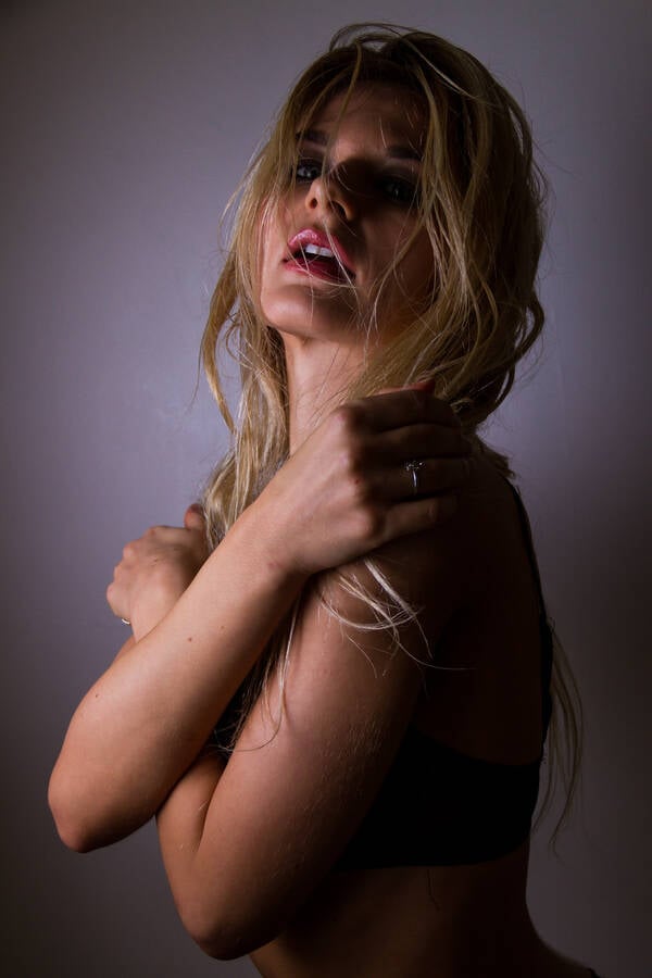 photographer Fibonacci lingerie modelling photo