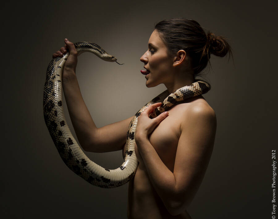 photographer Tony Brown erotic modelling photo