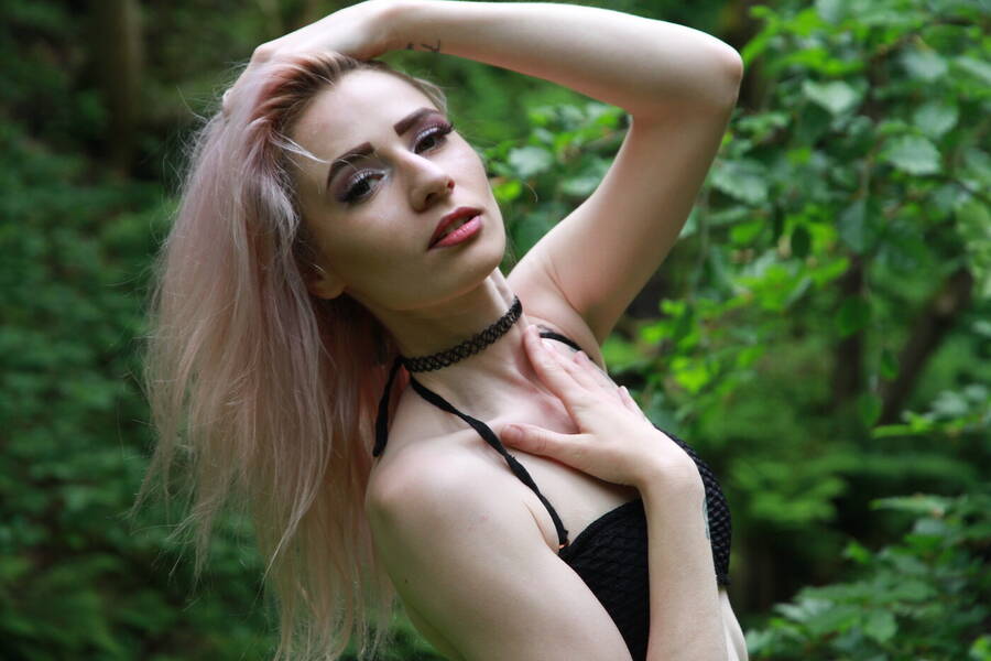 photographer photodude lingerie modelling photo with @Ezme_Florence_Modelling