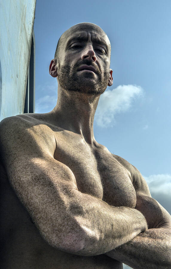 model DarrenS fitness modelling photo. image by profile photo.