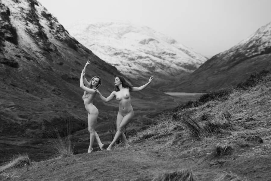 photographer Georg classic modelling photo. taken during the art nude in the landscape event run by photoclassic.