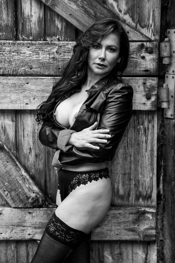 model Jass topless modelling photo taken at Model's Home taken by @colinhampdenwhite