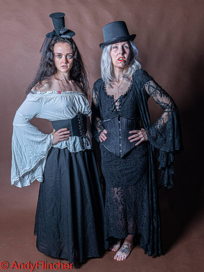 photographer Flincher uncategorized modelling photo with @Vampire_princess/@Rachyy