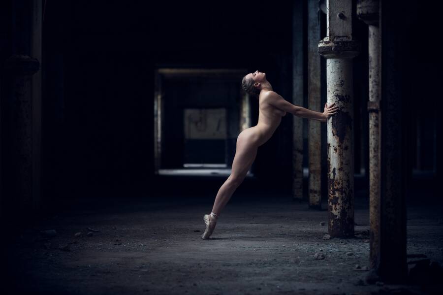 photographer Derelict Heart nude modelling photo with Ayla
