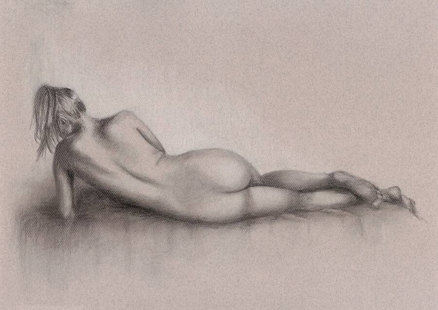 artist Pastels life drawing  modelling photo taken by @Pastels . charcoal and pastel drawing on 700 x 500 fabriano tiziano paper.