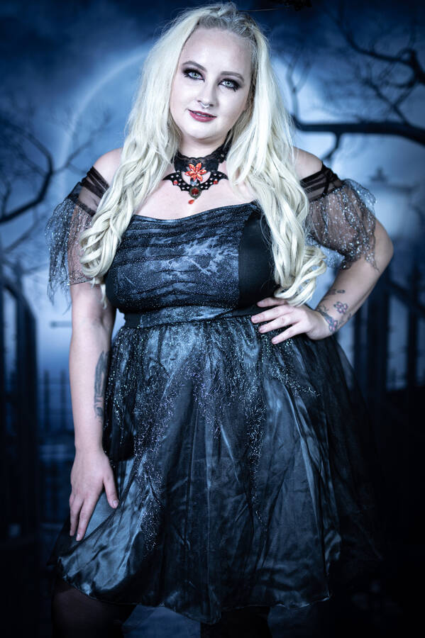 photographer Immersive Photography gothic modelling photo