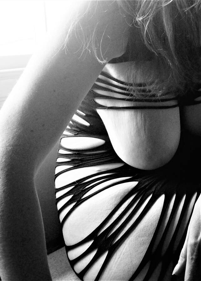 photographer Hickers body modelling photo