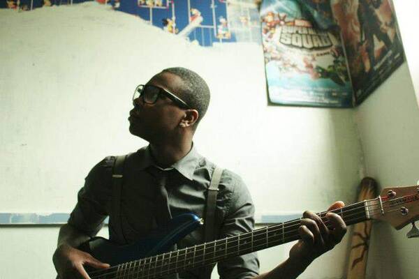 model Zigs non modeling modelling photo taken at BedRoom taken by @Zigs. just me playing my bass.