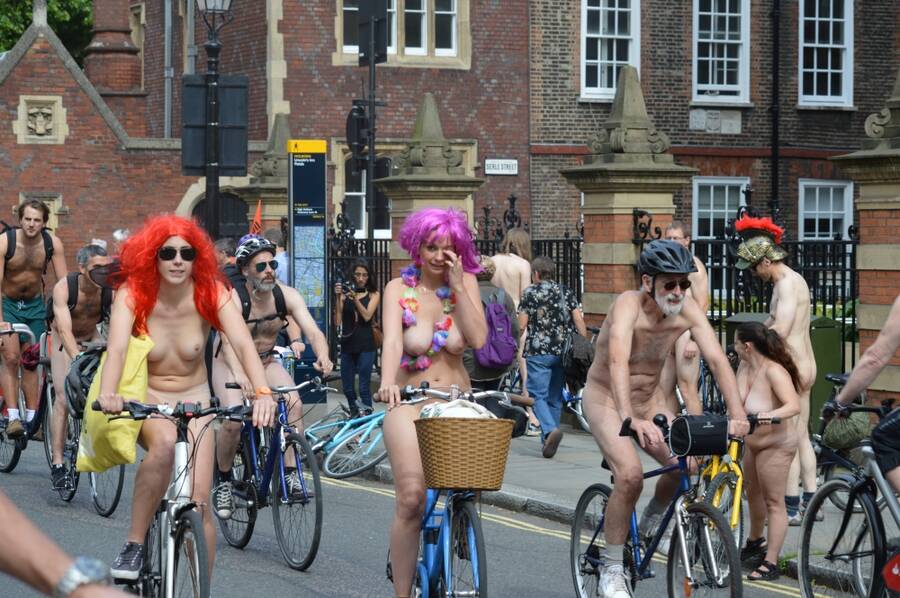 photographer Billymaggs nude modelling photo taken at London. wnbr.