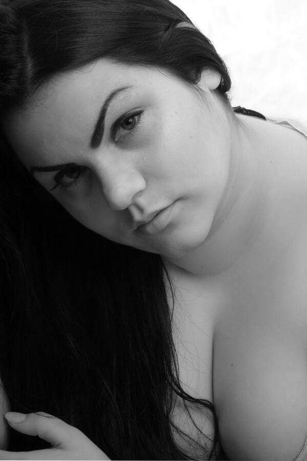 photographer Adie portrait modelling photo with @FawnRouge