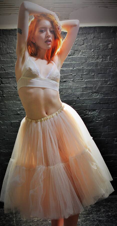 photographer Xbikerpete boudoir modelling photo. sky lite.