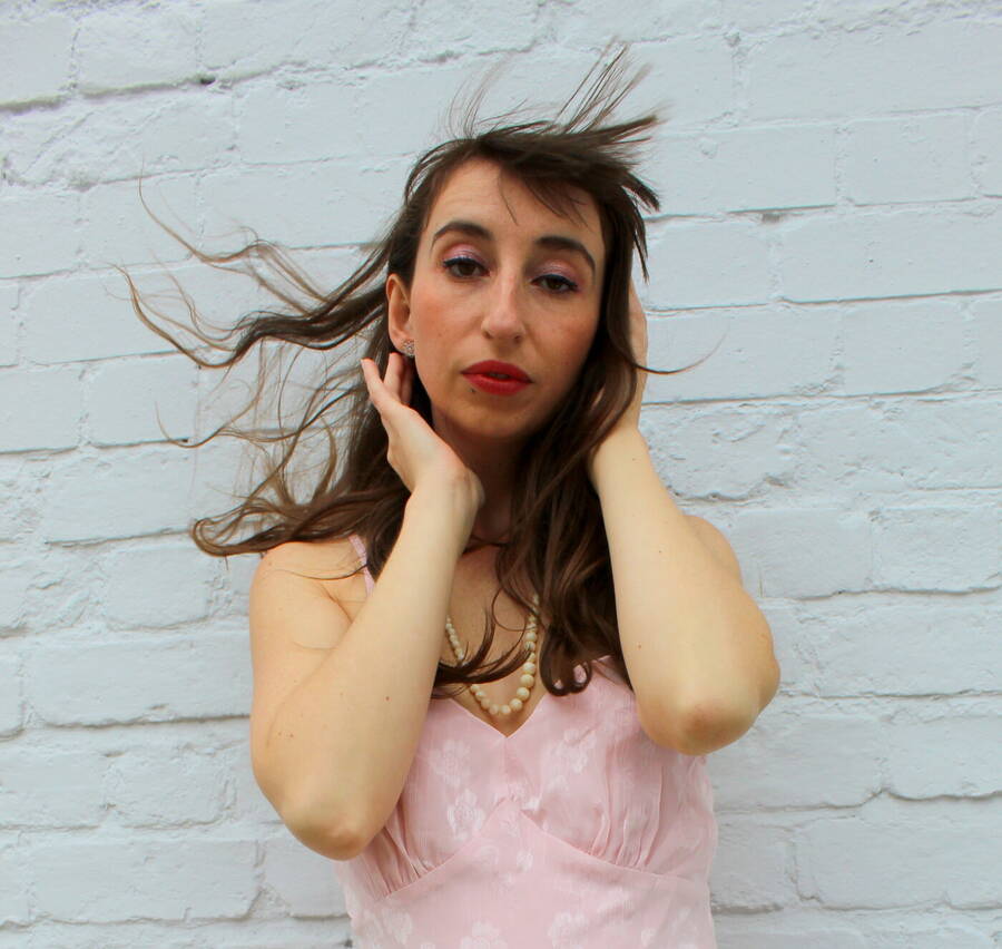 photographer wigglybeezersforeverandeverarts glamour modelling photo with @emmajayne