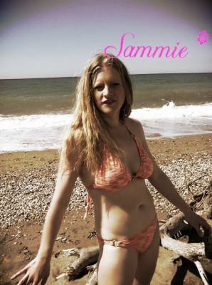 model SammieRam swimwear modelling photo