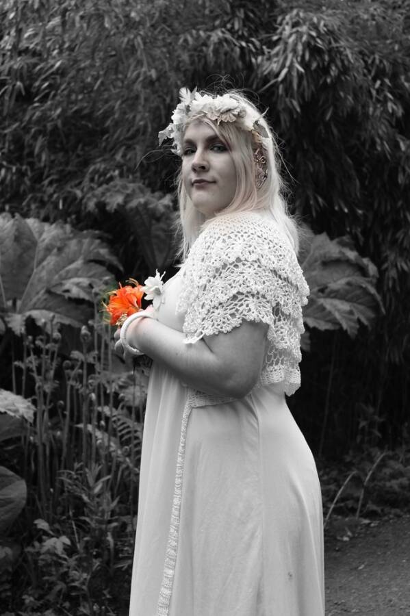 model RosieDemise theme modelling photo taken at Isabella Plantation taken by @Colin