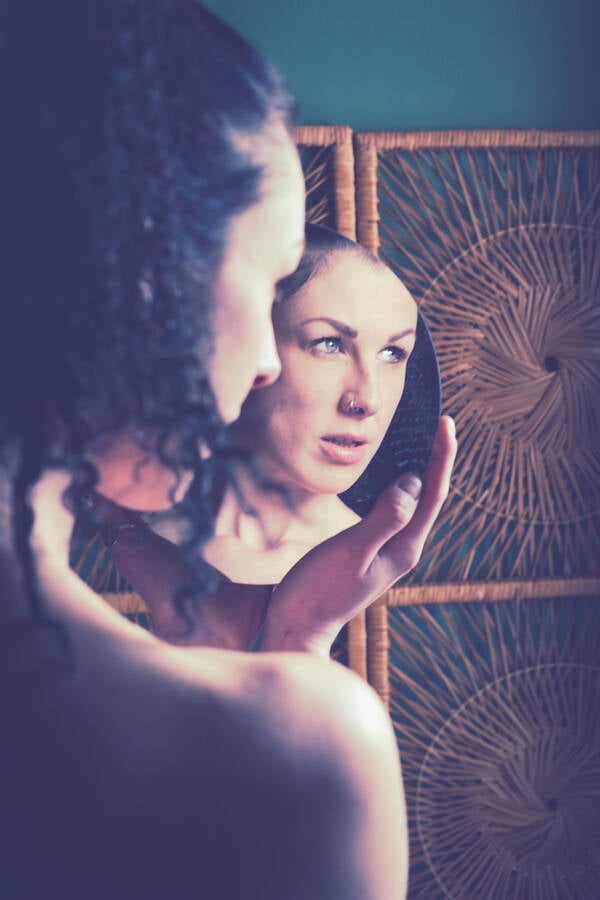 photographer Bacchus implied nude modelling photo