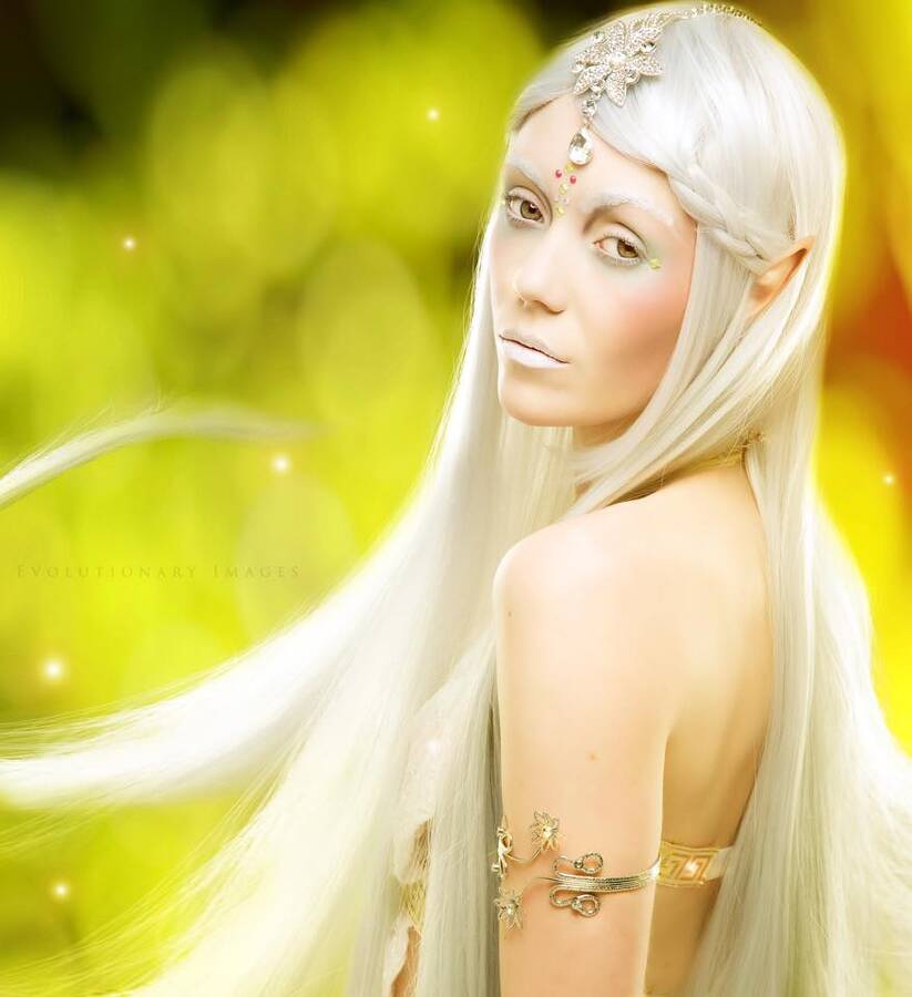 photographer EvolutionaryImages theme modelling photo. elven princess.