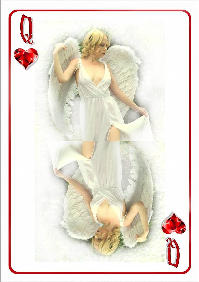 digital artist WiggliesDigitalServices playing cards modelling photo