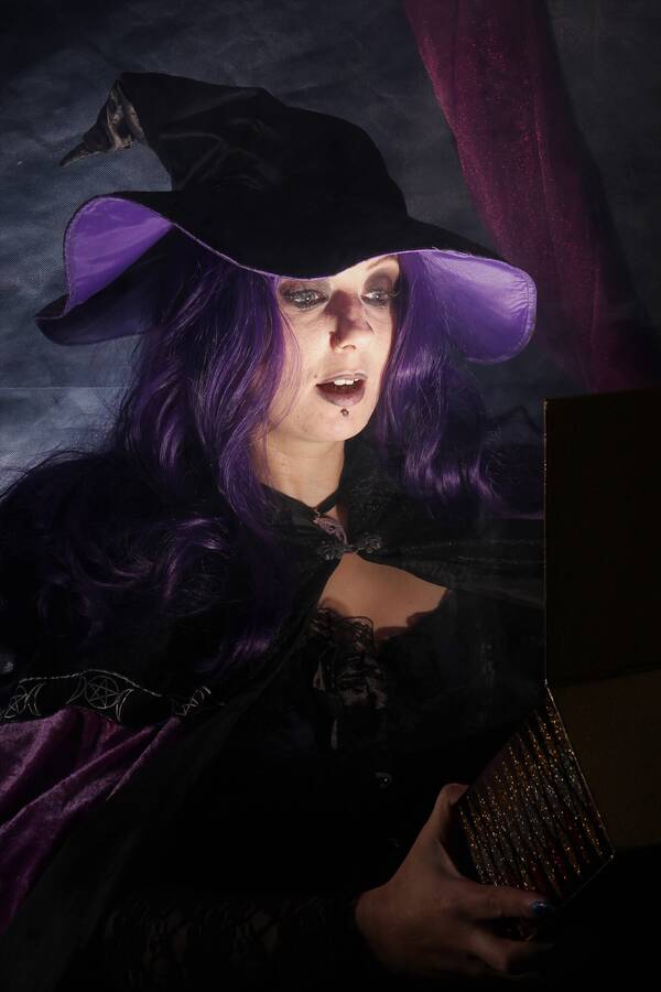 photographer oyster cosplay modelling photo with @Pinky_punky_model