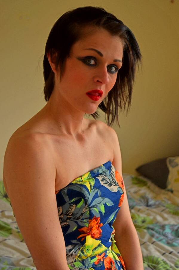 photographer Alan Tog portrait modelling photo. wearing my colourful summer strapless dress dark haired young model.