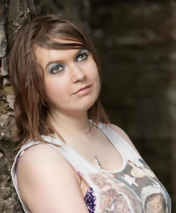 model KimmiKhemical portrait modelling photo taken at Kilwinning taken by @AyrshirePhotographs