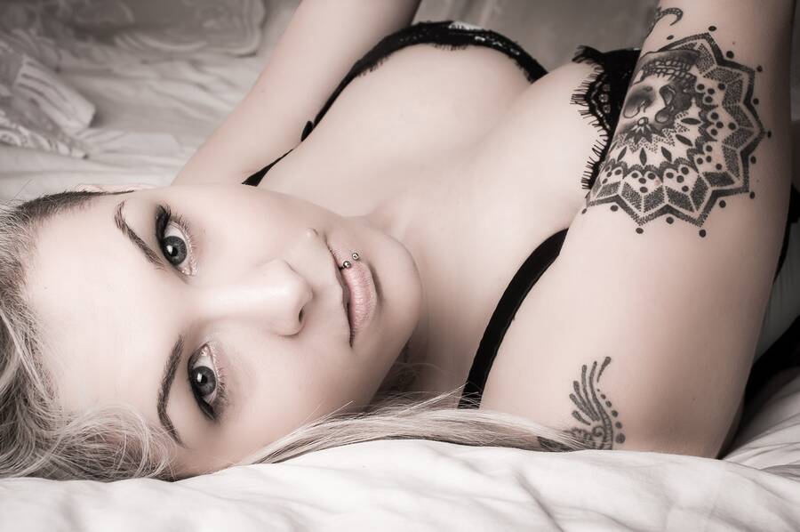 model LillieM  boudoir modelling photo taken by @Wallys_World . photographer is wallys world from another site.