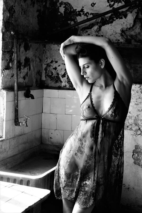 photographer Hickers lingerie modelling photo