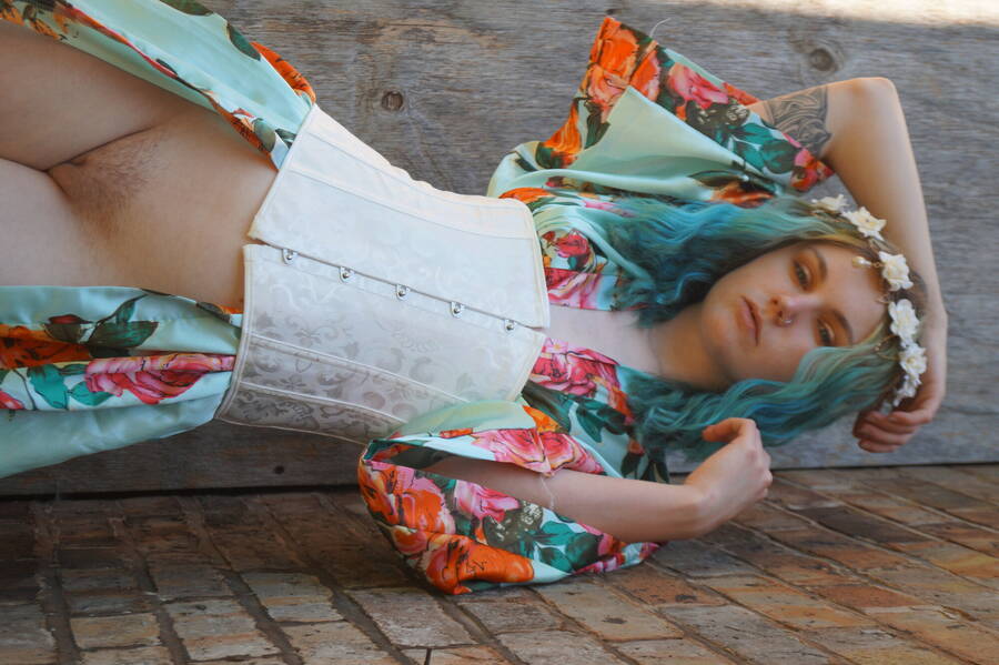 photographer Hickers erotic modelling photo