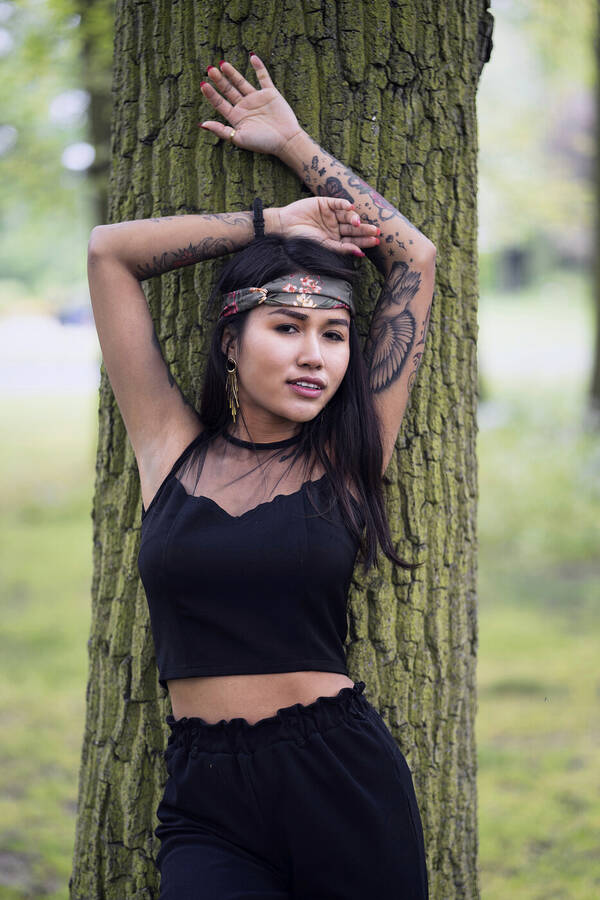 model Vee Henrina uncategorized modelling photo taken by @My_Family_Day_Photography