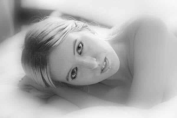 photographer BillB headshot modelling photo with @EmmaWillis