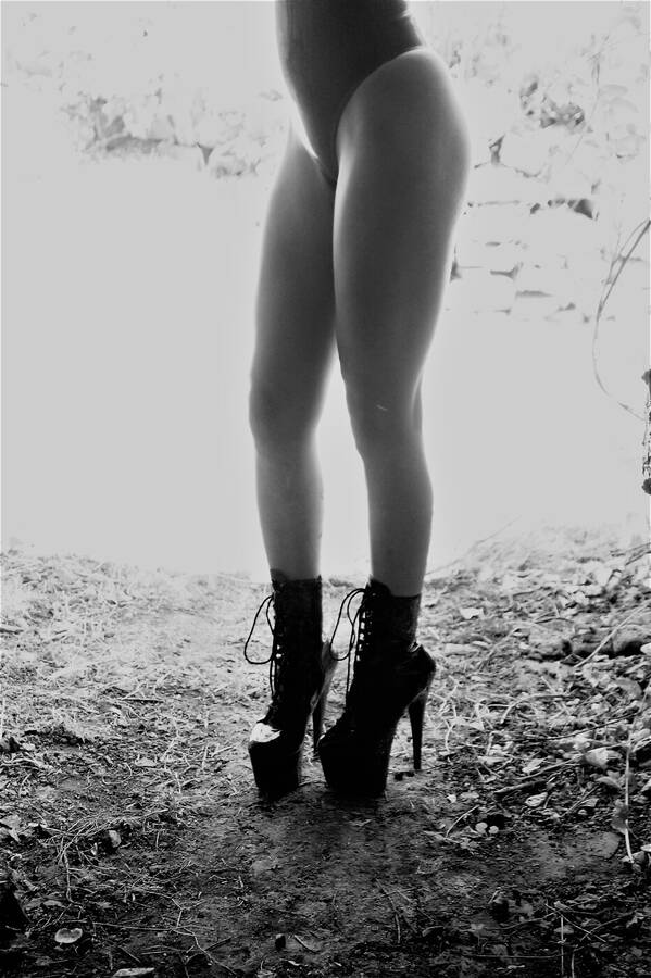 photographer Hickers body modelling photo