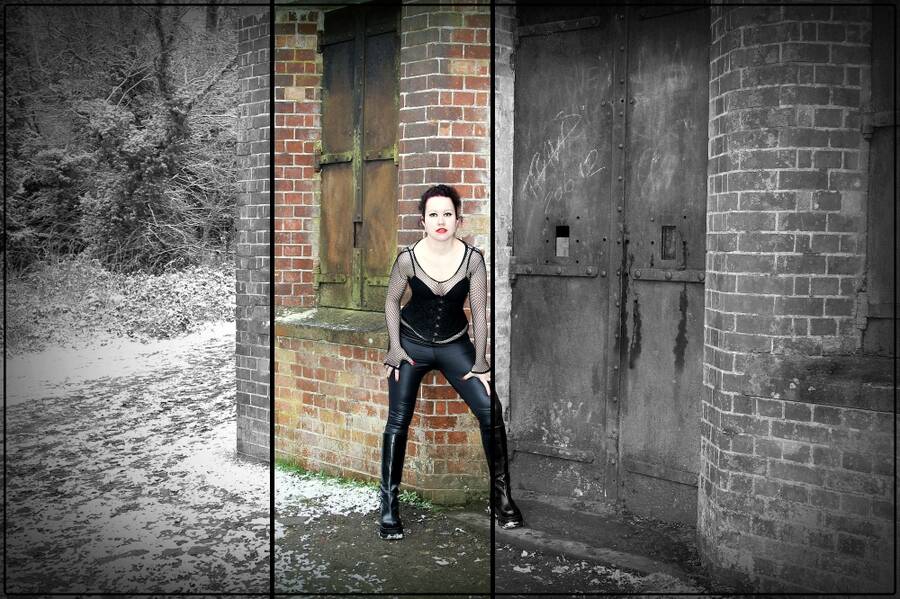 model Amy Ladygoth gothic modelling photo. photographer dave in surrey  edition maria alonso guerrero.
