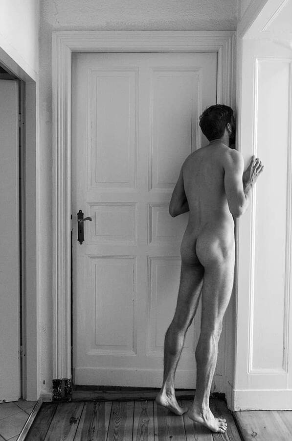 photographer RogerRossell nude modelling photo taken at Berlin, 2016