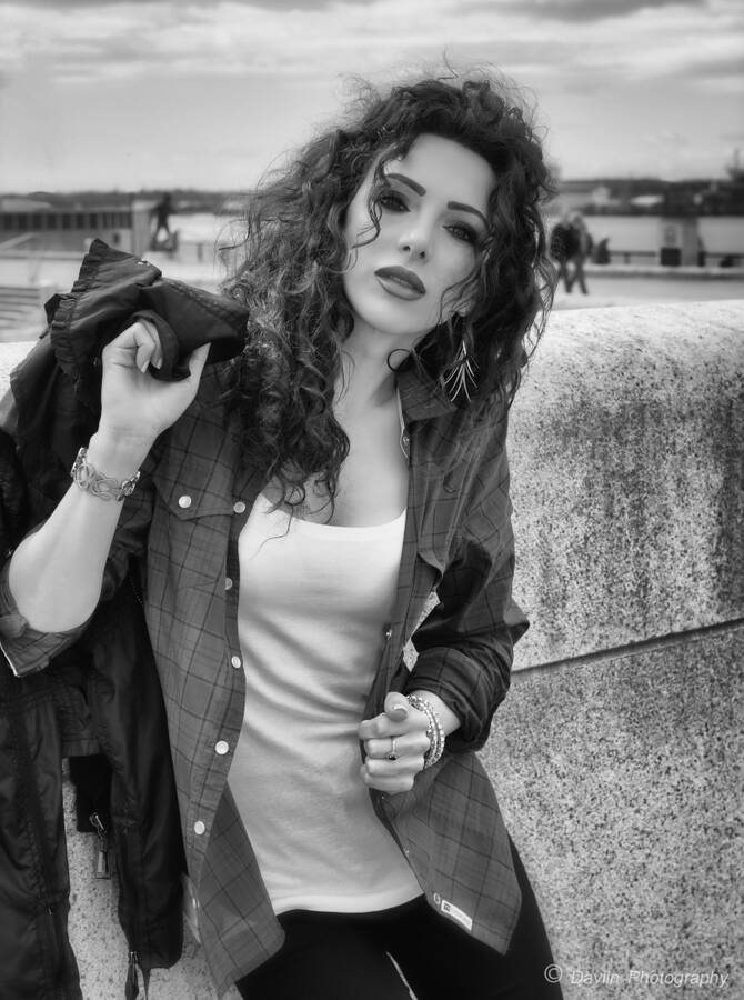 photographer davlin fashion modelling photo taken at Liverpool albert dock