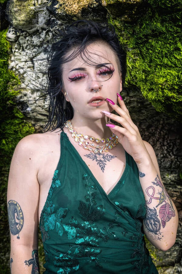 photographer MJPotts Photography portrait modelling photo